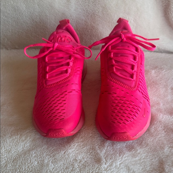 Nike Air Max 270 Hyper Pink size 7.5 - Picture 1 of 7